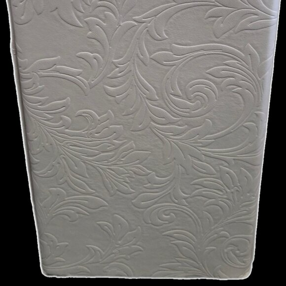 Levenger Filigree Portable File Tote - Eggshell White Office Box & Accessories - Picture 5 of 14